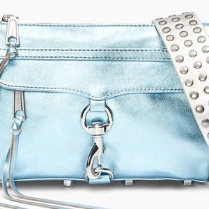 Flat Studded Shoulder Guitar Strap